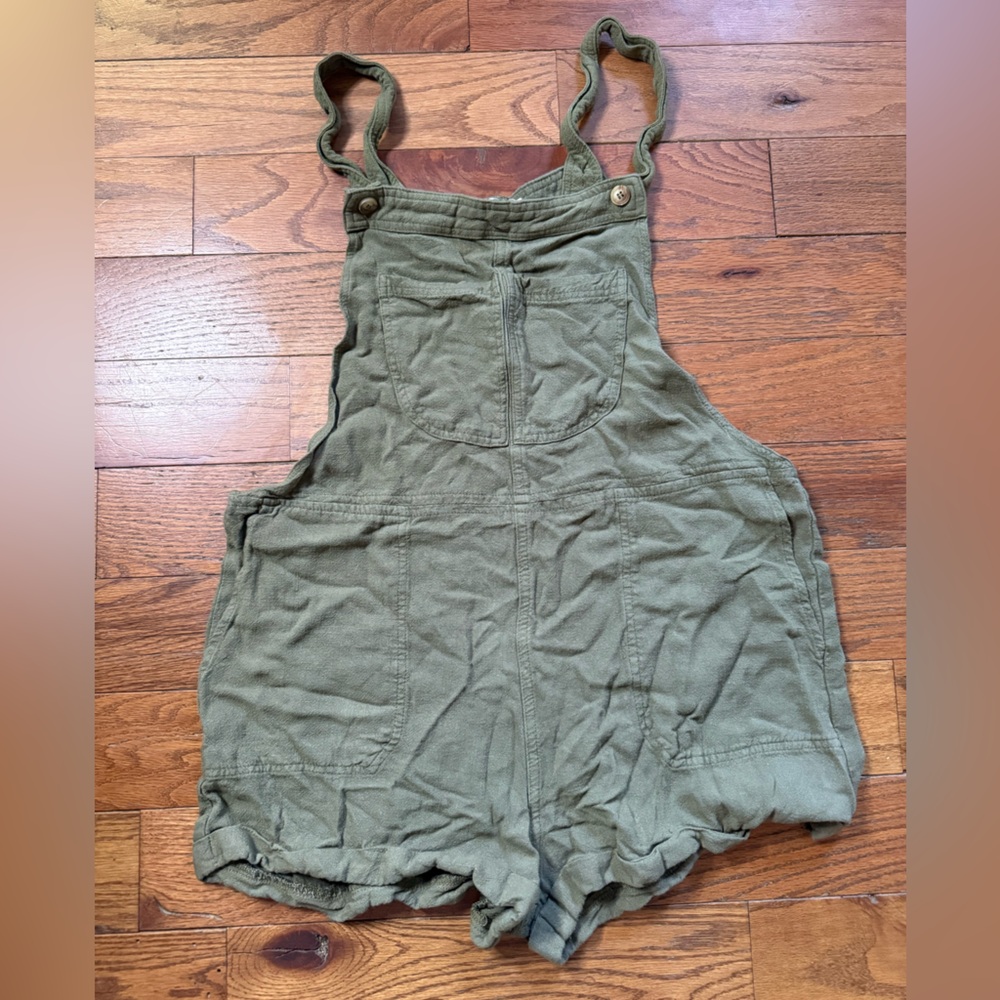 Fashion on Earth Green Romper